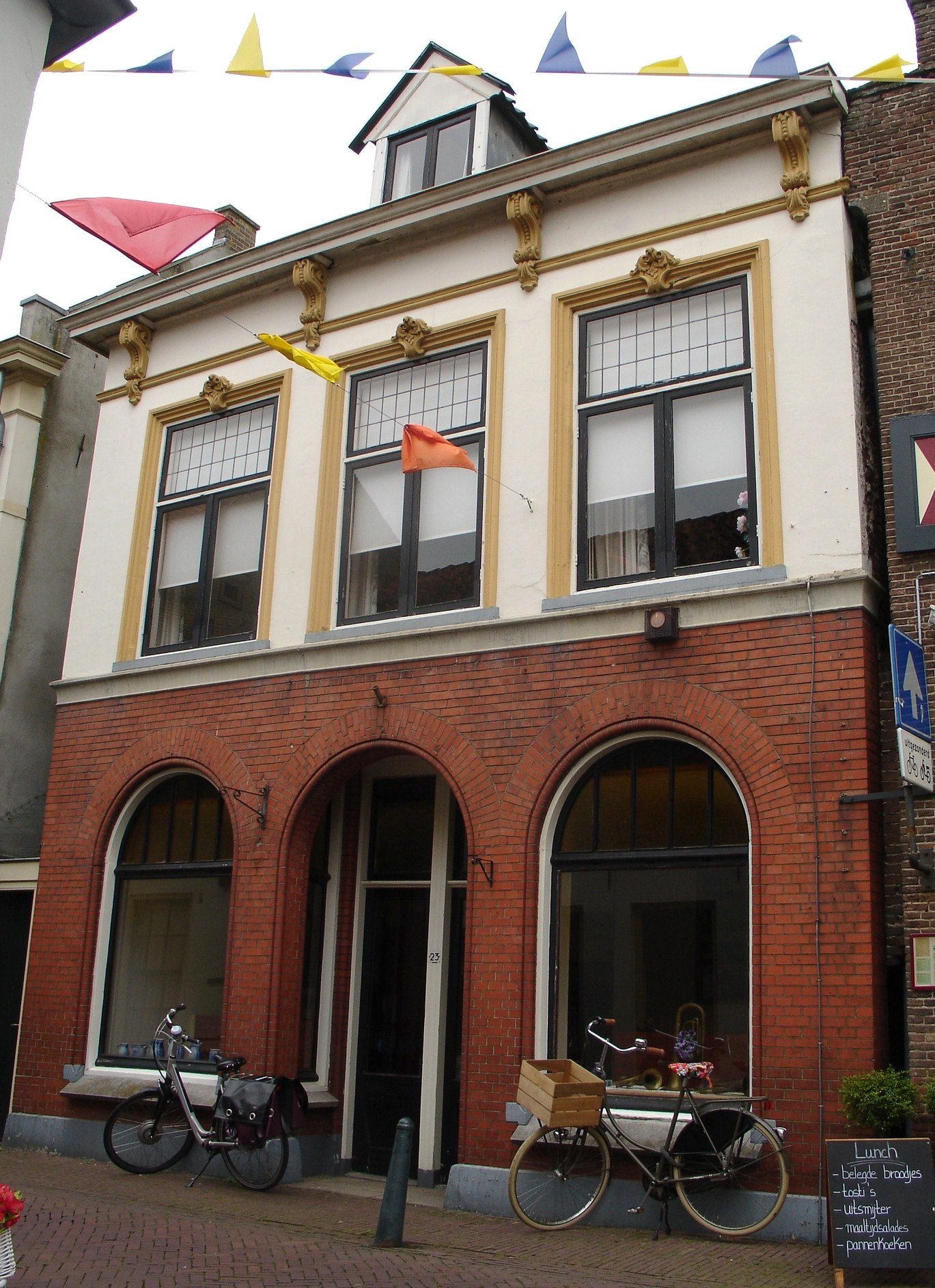 Nederlands Bakkerijmuseum in Hattem krijgt er een pand bij RTV Hattem