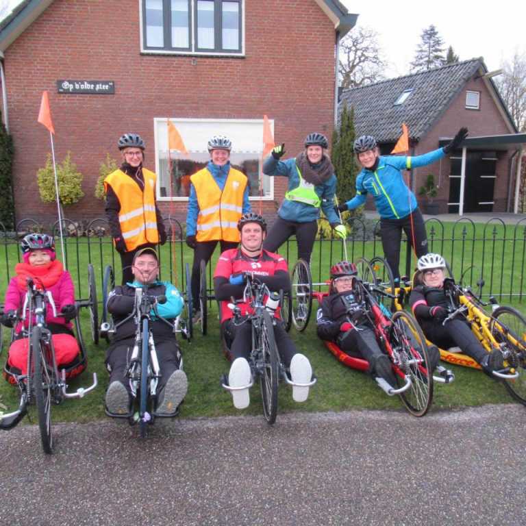Hattemer Jan van Gelder deelnemer aan Birds On Wheels Hattemer Jan van Gelder deelnemer aan Birds On Wheels