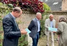 Hattemse musea ontvangen cheque van Hattemers