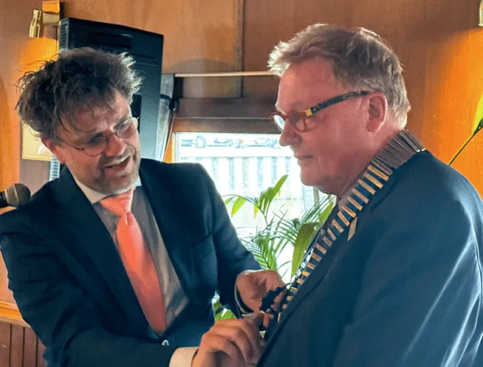 240708 Rotary voorzitter