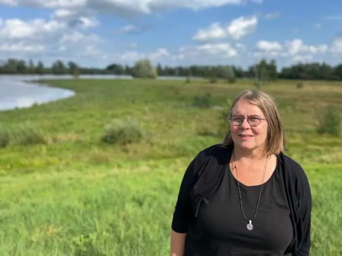 240826 simone visser