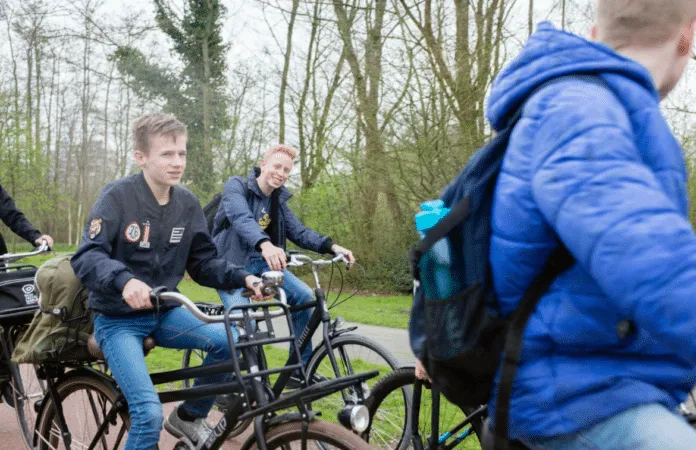 stichting leergeld fietsers 10.37.18
