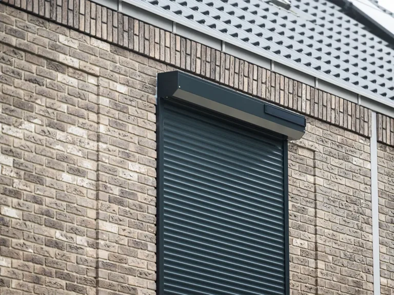 Wat te verwachten van solar rolluiken: een duurzame toekomst voor Hattem