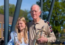 Waarom Eva (16) en Cor (91) meedoen met het herdenkingsconcert