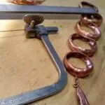 Sieradenontwerpster Janine Agteres maakt unieke kunstwerken