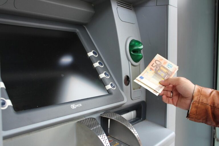 Kunnen Hattemse ondernemers digitale betalingen omarmen? Wat betekent dit voor klanten? Kunnen Hattemse ondernemers digitale betalingen omarmen? Wat betekent dit voor klanten?