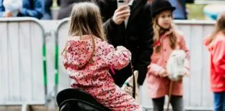 Molecaten Ruiterdag: puzzeltocht en hondenfoto’s