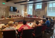 Groep 8 Jan Jaspersschool liet het zich goed smaken tijdens ontbijt met burgemeester
