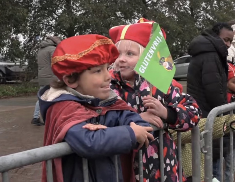Sinterklaasfeest op de Van Heemstra voor alle! kinderen