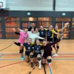 Eerste competitiewedstrijd met winst voor Dames 1 HVV