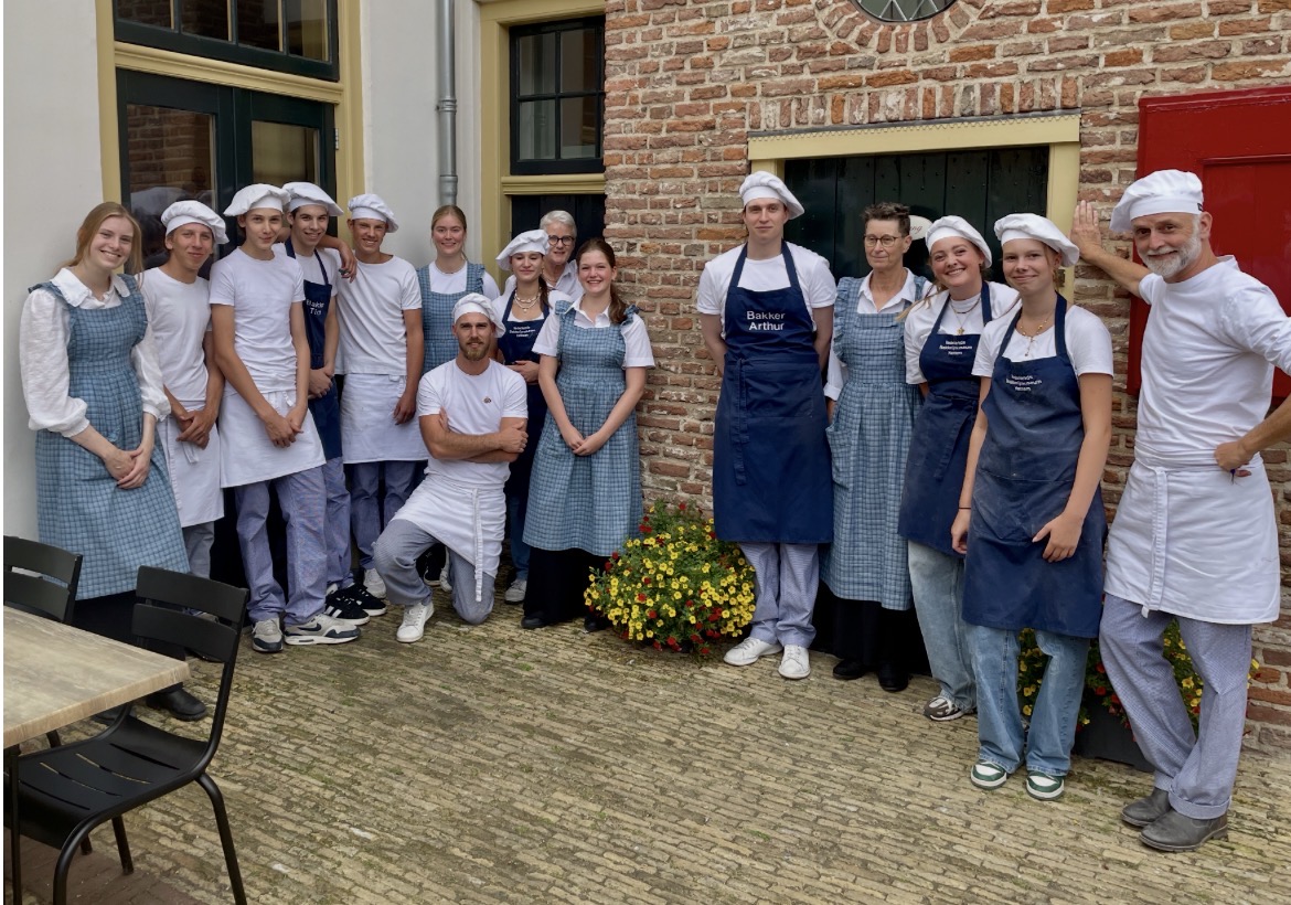 Bakkerijmuseum succesvol mede dankzij jongeren en statushouders