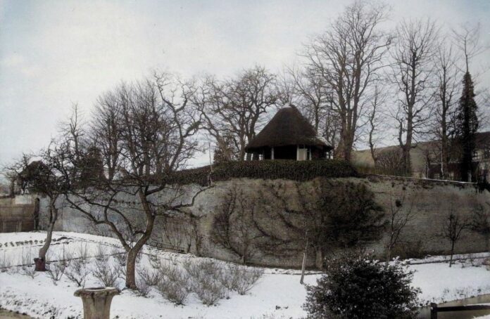 38bf1594-c0dc-49c7-952f-0d907288691d