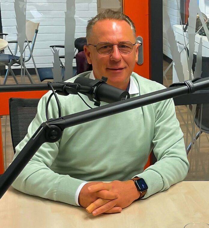 8769f997-d0d8-4bd1-8c18-940831ceeb3d