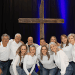 Praiseband Xing zingt tijdens Passion Hattem van opwekking tot Susan & Freek